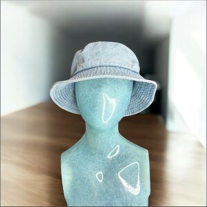Elegant Light Blue Women's Bucket Hat